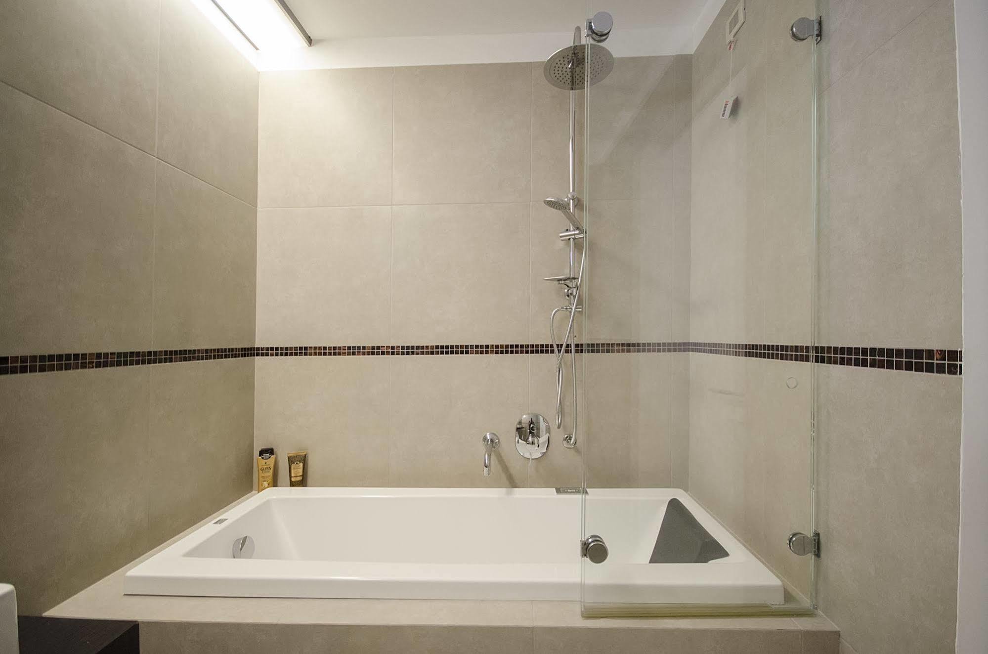 A14 Business Suite Sesto San Giovanni Kültér fotó
